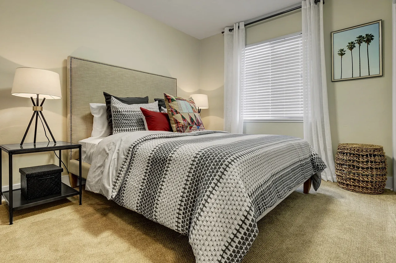 Lantana Hills Apartment Homes